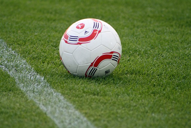 薩索洛则是 薩索洛则是